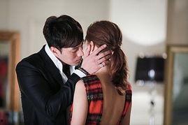 韩剧主君的太阳在线观看,跨越生死的浪漫邂逅